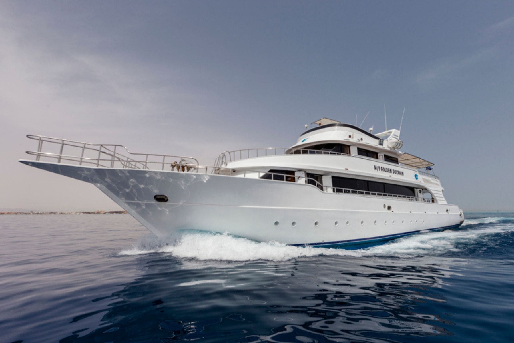 Golden Dolphin I liveaboard overview